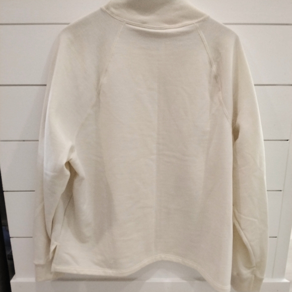Champion Women's Sweatshirt nwot - Picture 2 of 5